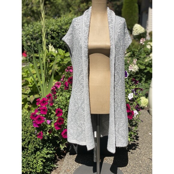 Chico's Open Front Knit Sweater Vest Gray Damisk Print Women’s Size Large - Picture 1 of 5